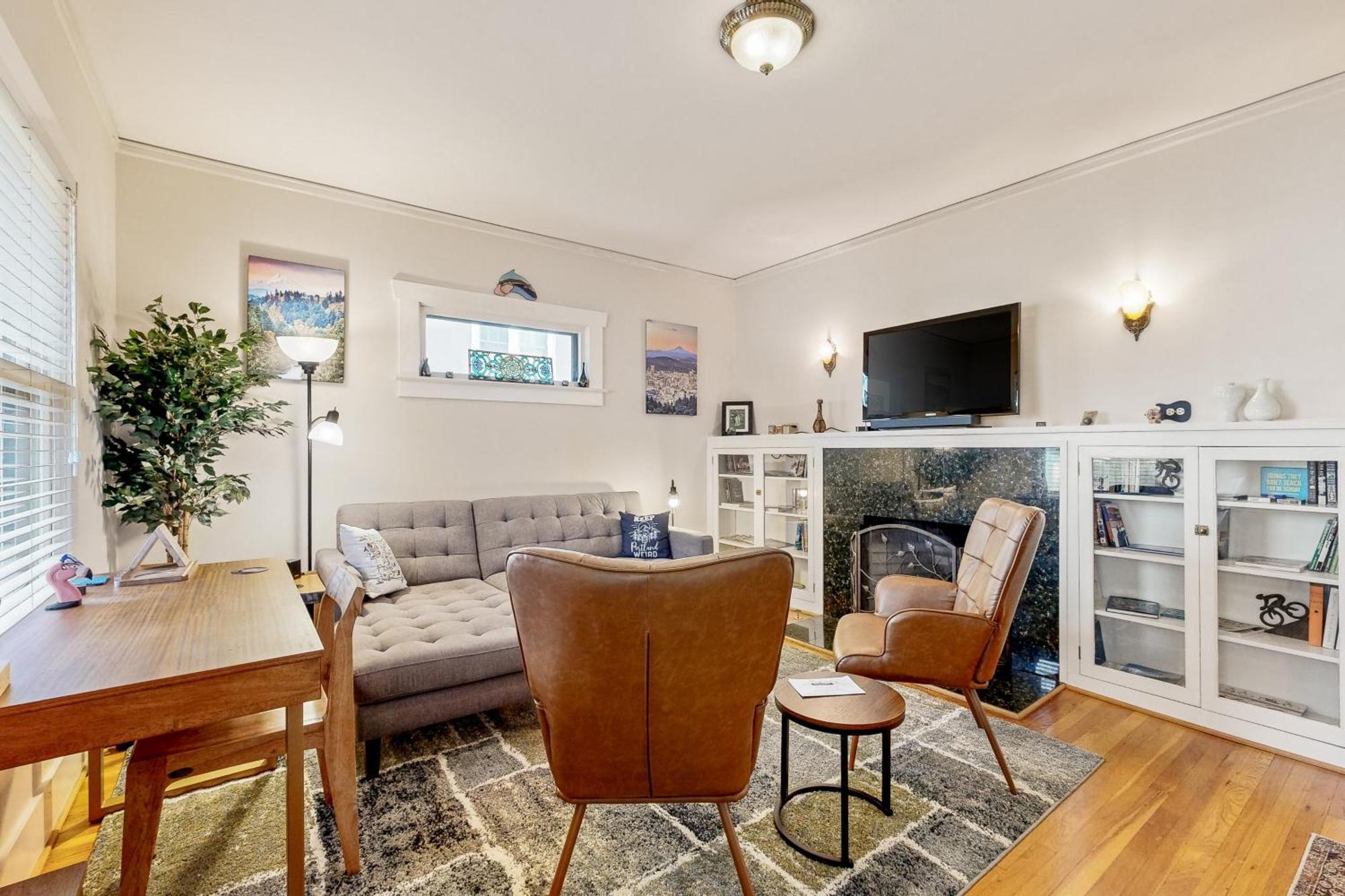 Beaumont Bungalow ポートランド エクステリア 写真